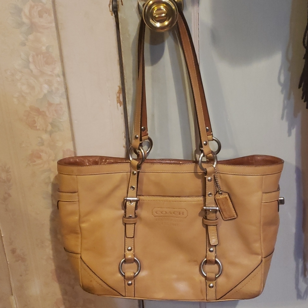 Vintage light brown Coach Bag